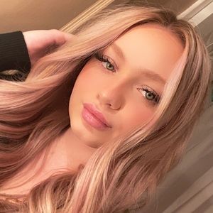 Meet your Posher, Ariana